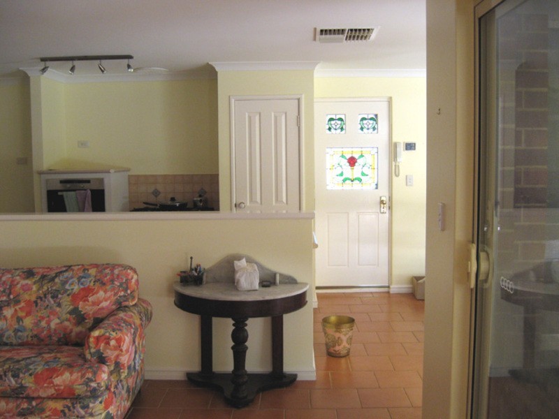 5 Janeville Place, South Guildford WA 6055