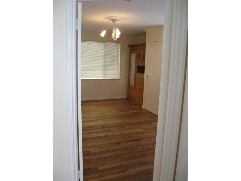 5 Janeville Place, South Guildford WA 6055