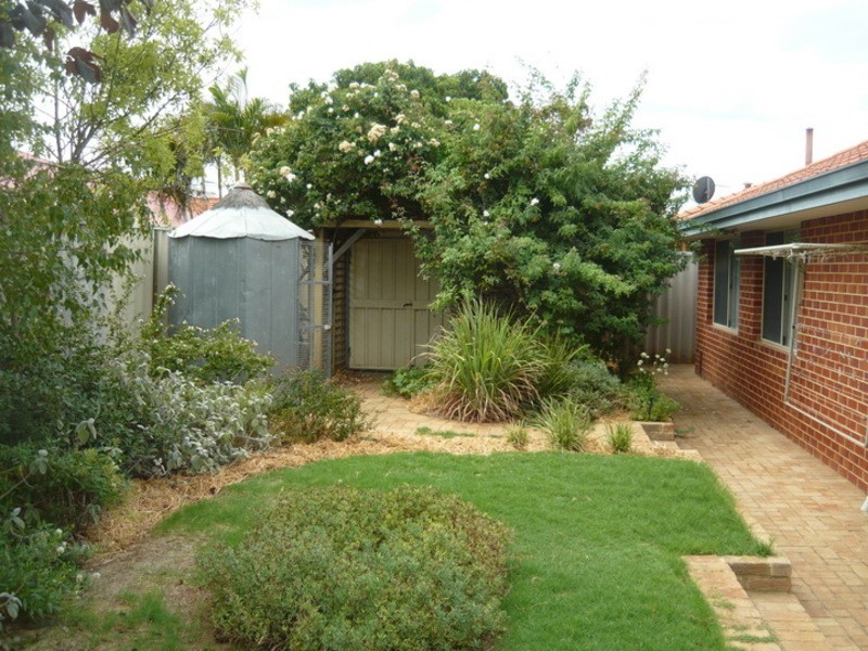 5 Janeville Place, South Guildford WA 6055