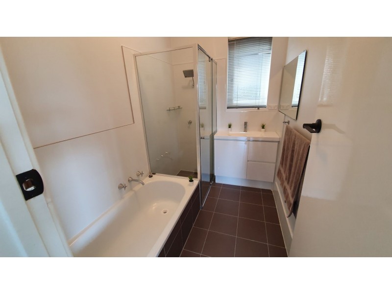 18 Murrell Road, Para Hills SA 5096