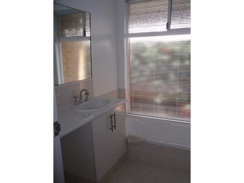 Unit 2/73  Sixth Ave, Maylands WA 6051