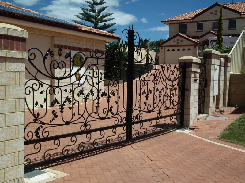 15 Cingalee Drive, Madora Bay WA 6210