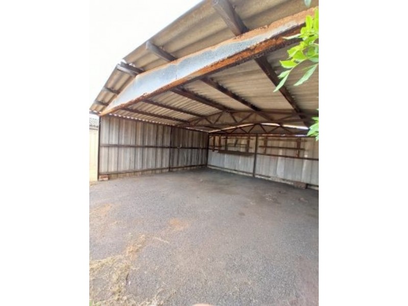 33 Crowther Street, Beachlands WA 6530