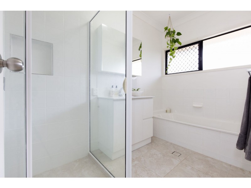 5 Swan Ct, Douglas QLD 4814