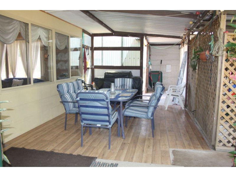 14 Teasdale Road, Bruce Rock WA 6418