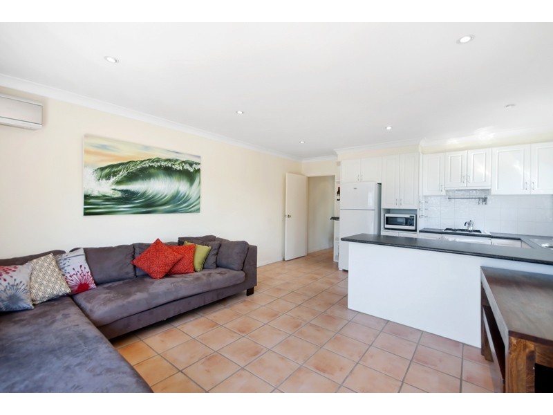 8/59 Lagoon Street, Narrabeen NSW 2101