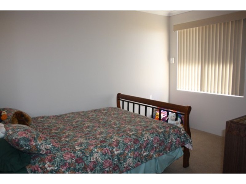 4 Woorabinda Rise, Lakelands WA 6210