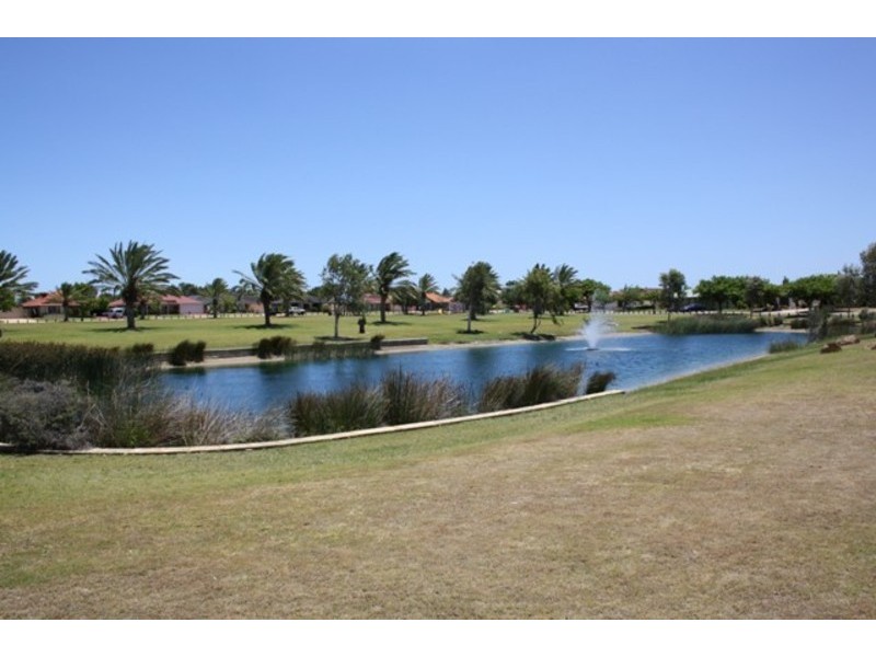 4  Gandesa Green, Port Kennedy WA 6172