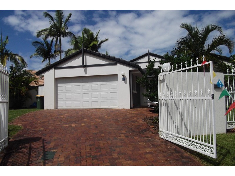 141  Witt Avenue, Carrara QLD 4211