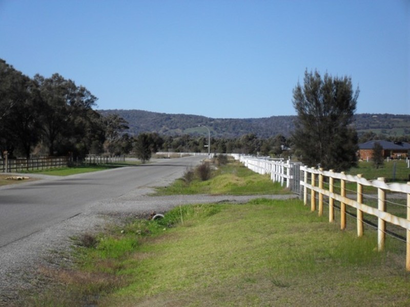 88 Bournbrook Avenue, Cardup WA 6122