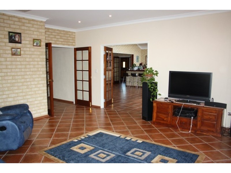 83 Bortolo Drive, Country Road Estate, Greenfields, Mandurah WA 6210