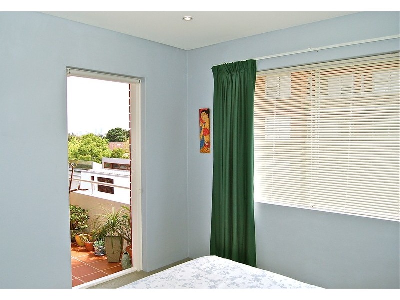 8/19  Pine Street, Randwick North NSW 2031