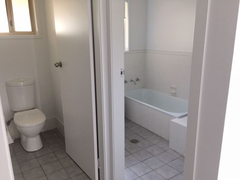 16 Kindra Crescent, Coolamon NSW 2701