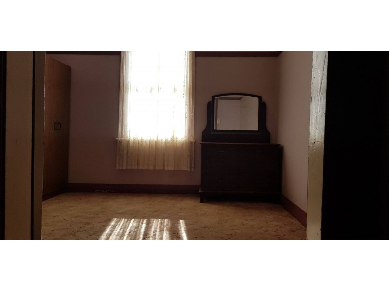 10 Newton Road, Canowindra NSW 2804