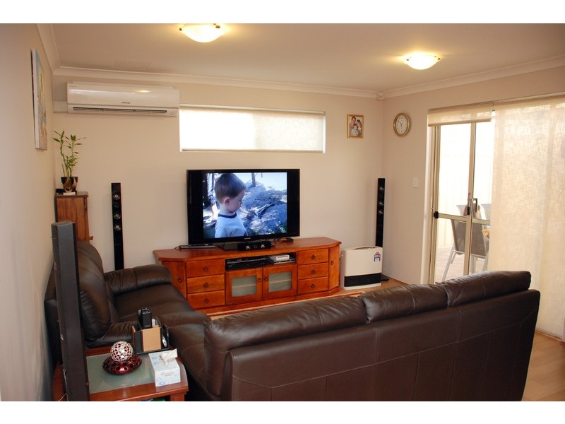 22A Hardcastle Ave, Landsdale WA 6065