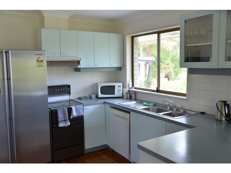 28 Edinburgh Circuit, Wamberal NSW 2260