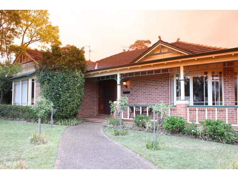 1 Acacia Ave, Glenmore Park NSW 2745