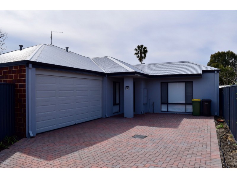 8A Wicklow Street, Thornlie WA 6108