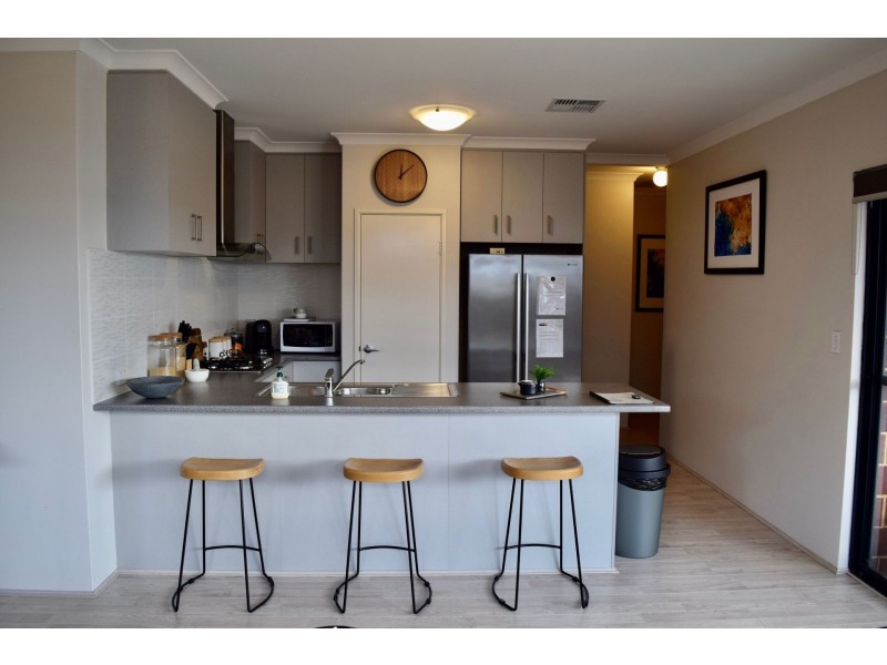 8A Wicklow Street, Thornlie WA 6108