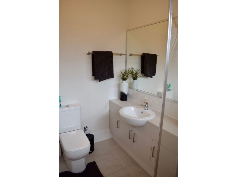 8A Wicklow Street, Thornlie WA 6108