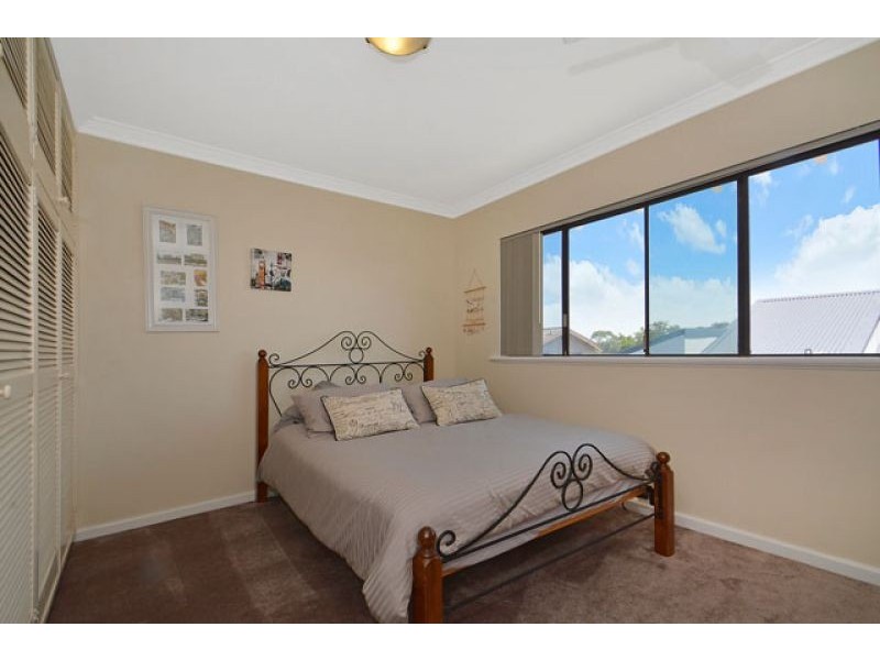 7 Suiza Place, Carine WA 6020