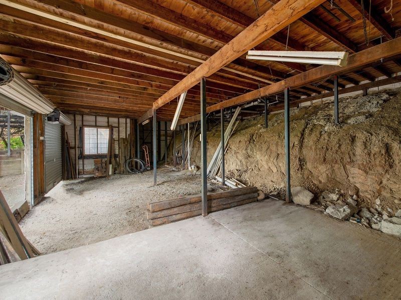 27 Bates Drive, Everton Hills QLD 4053