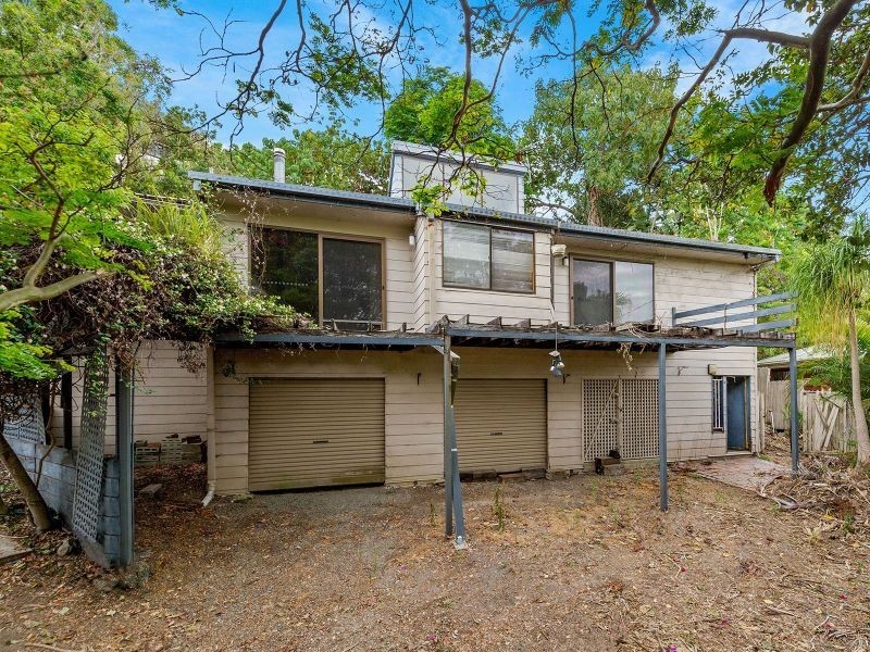 27 Bates Drive, Everton Hills QLD 4053