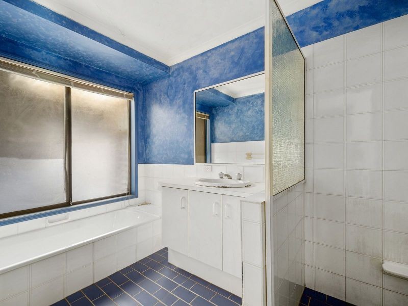 27 Bates Drive, Everton Hills QLD 4053