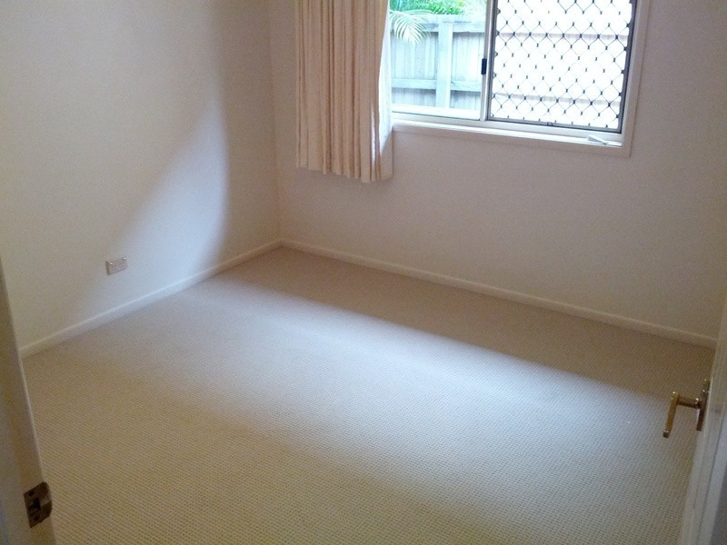 12 BREYNIA COURT, Elanora QLD 4221