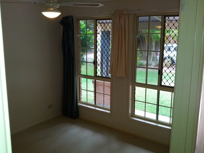 12 BREYNIA COURT, Elanora QLD 4221