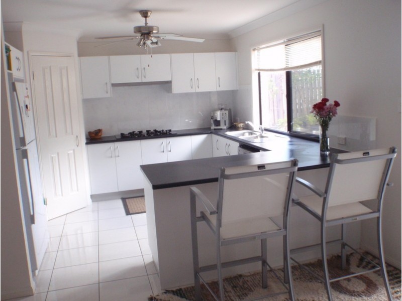 40 Wunburra Circle, Pacific Pines QLD 4211