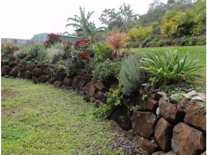 40 Wunburra Circle, Pacific Pines QLD 4211