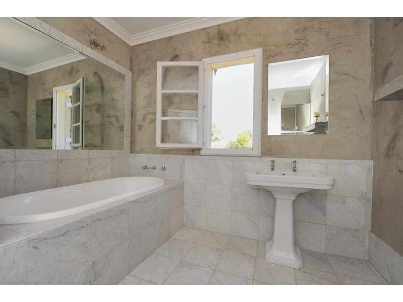 21 Stirling Road, Claremont WA 6010
