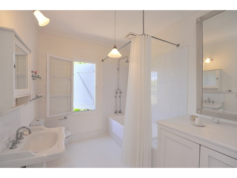 21 Stirling Road, Claremont WA 6010