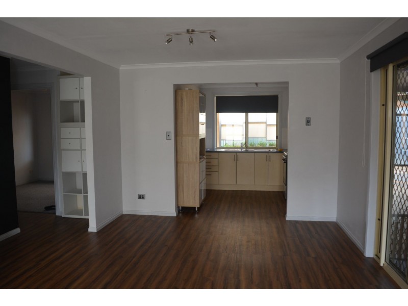 7/23a Morialta Drive, Smithfield SA 5114