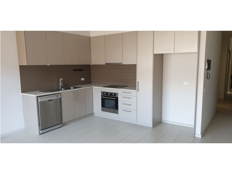 1/142 McKinnon Rd, Mckinnon VIC 3204