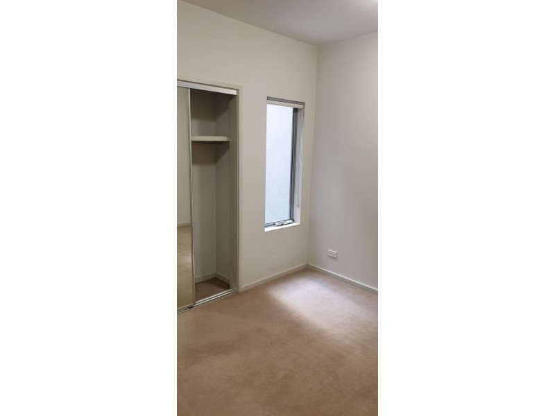 1/142 McKinnon Rd, Mckinnon VIC 3204