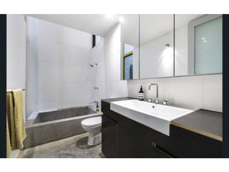 8/1-5 Martin St, St Kilda VIC 3182