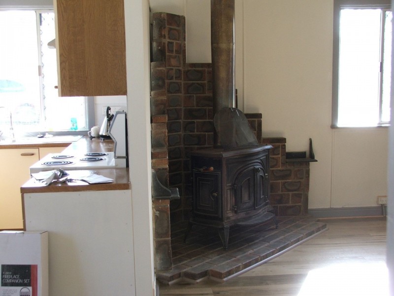 16 Stafford Street, Booval QLD 4304