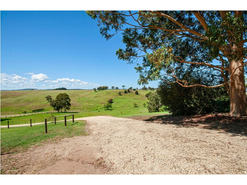 50 Lanteris Road, Wy Yung VIC 3875