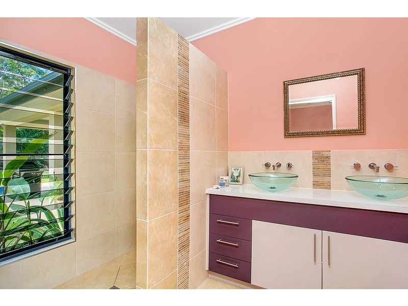 4 Weld Crescent, Trinity Beach QLD 4879