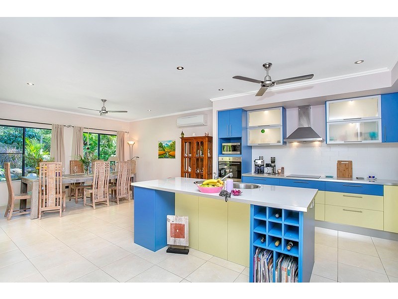 4 Weld Crescent, Trinity Beach QLD 4879