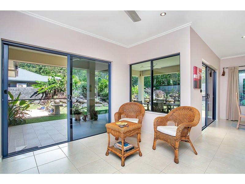4 Weld Crescent, Trinity Beach QLD 4879