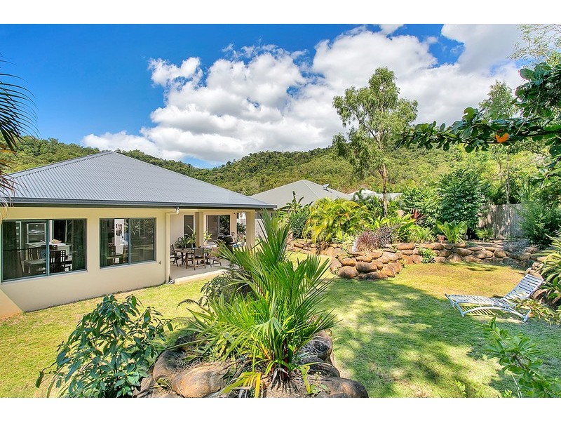 4 Weld Crescent, Trinity Beach QLD 4879