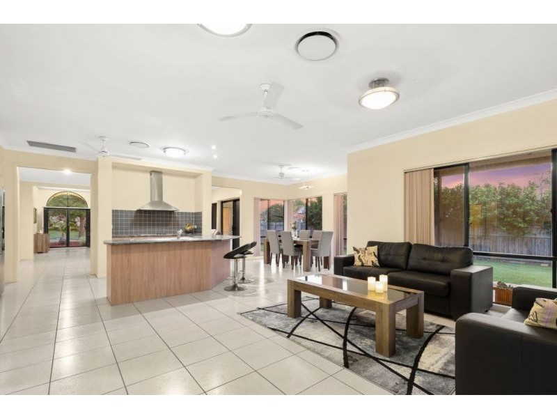 47 Hunter Circuit, Petrie QLD 4502