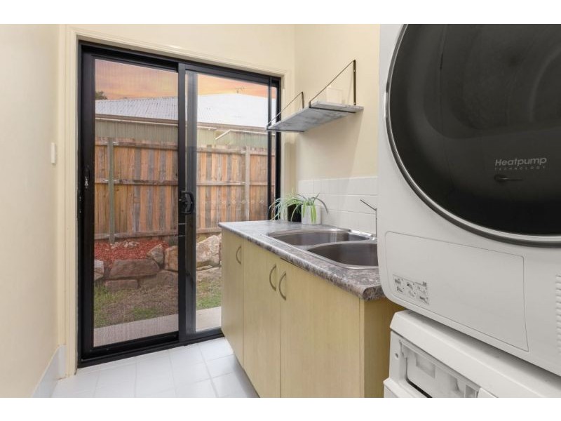 47 Hunter Circuit, Petrie QLD 4502