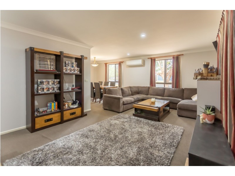 9 Suncross Place, Emerald QLD 4720