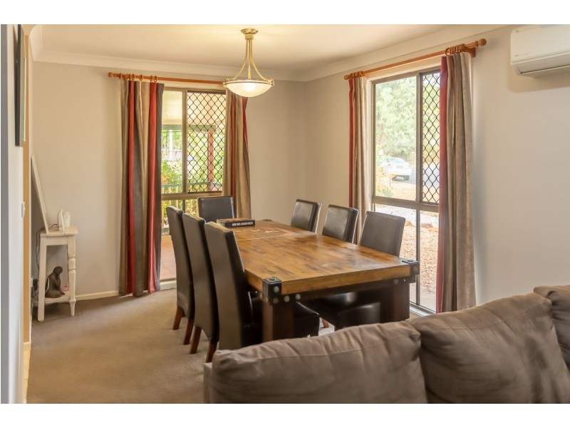 9 Suncross Place, Emerald QLD 4720