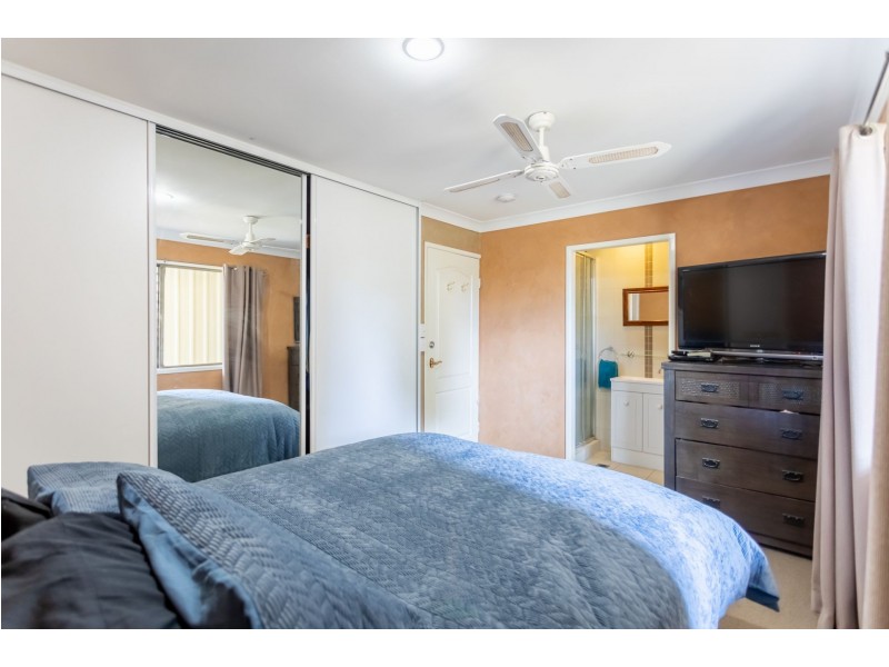 9 Suncross Place, Emerald QLD 4720