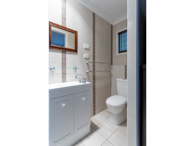 9 Suncross Place, Emerald QLD 4720